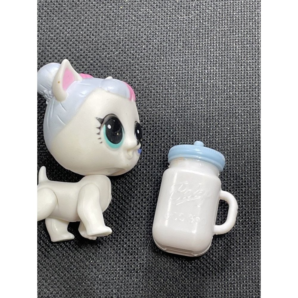 Lol Surprise Pet Series 3 Sugar Pup With Baby Goo Goo White Blue Drink Cup - Picture 2 of 9